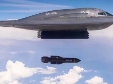 САЩ са бомбардирали ракетни тунели край Ормузкия проток с 2200-килограмови бомби