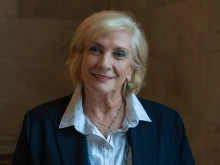 Искра Михайлова оттегля кандидатурата си за депутат в Пловдив град