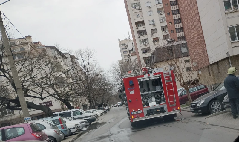 Комин се запали в жилищен блок в Стара Загора, няма пострадали