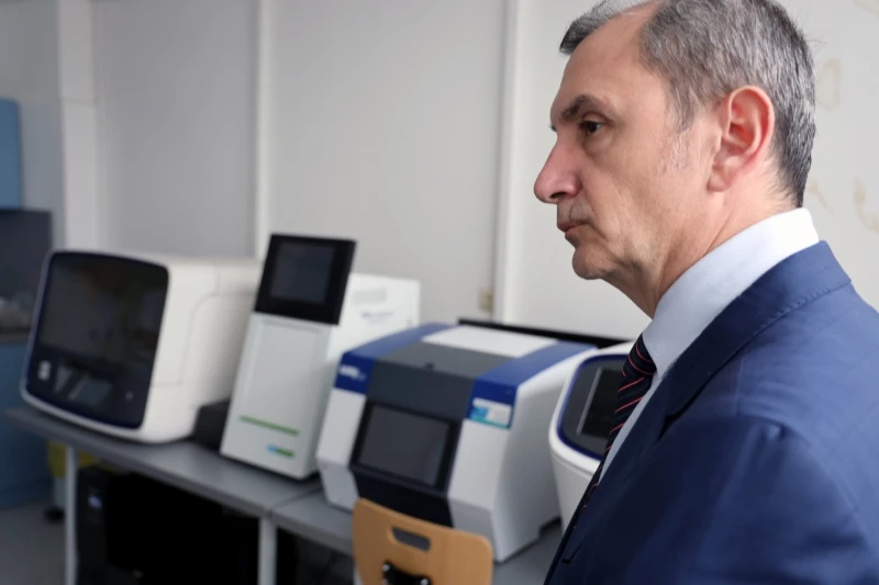 Доц. Околийски даде официален старт на разширения неонатален скрининг в България