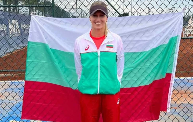 Гергана Топалова започна с победа на турнир в Испания
