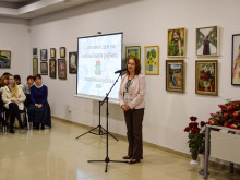 Кметът Галина Стоянова отличи служителите на социалните услуги за световния ден на социалната грижа