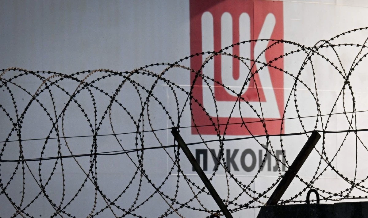 Литовският президент: ЕС трябва да включи ''Росатом'' и ''Лукойл'' в новия пакет от санкции