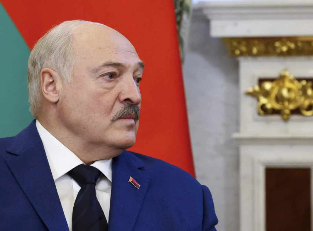 Президентът на Беларус Александър Лукашенко е помилвал 250 политически затворници