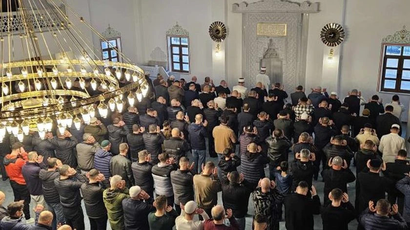 Мюсюлманите по света празнуват Рамазан Байрам