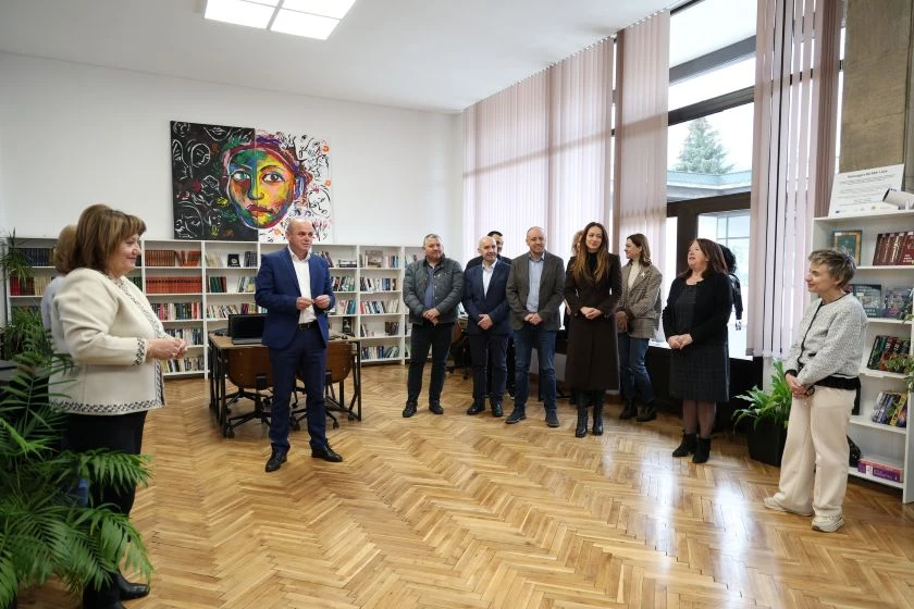 Модернизираха читалищната библиотека в Банско
