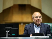 N12: Израел смята, че САЩ преговарят с председателя на иранския парламент