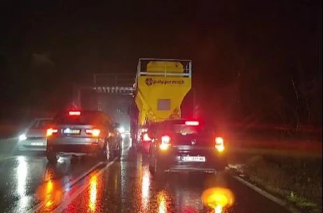 Катастрофа с три камиона в Прохода на Републиката