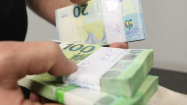 450 млн. евро: Министерството на финансите преотвори емисия 2-годишни държавни ценни книжа