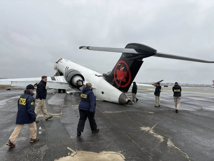 Летище La Guardia възобнови полетите след смъртоносната катастрофа на пистата