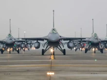 САЩ прехвърлиха още една ескадрила изтребители F-16 в Близкия Изток