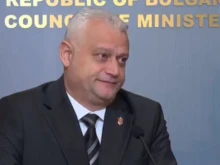 Дечев: Парите трябва да отиват за модернизиране на инфраструктурата, вместо в частни джобове