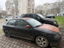 Община Ямбол призовава: Сигнализирайте за изоставени автомобили