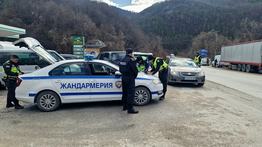 10 души с предупредителни протоколи при спецакция в Смолянско заради изборите