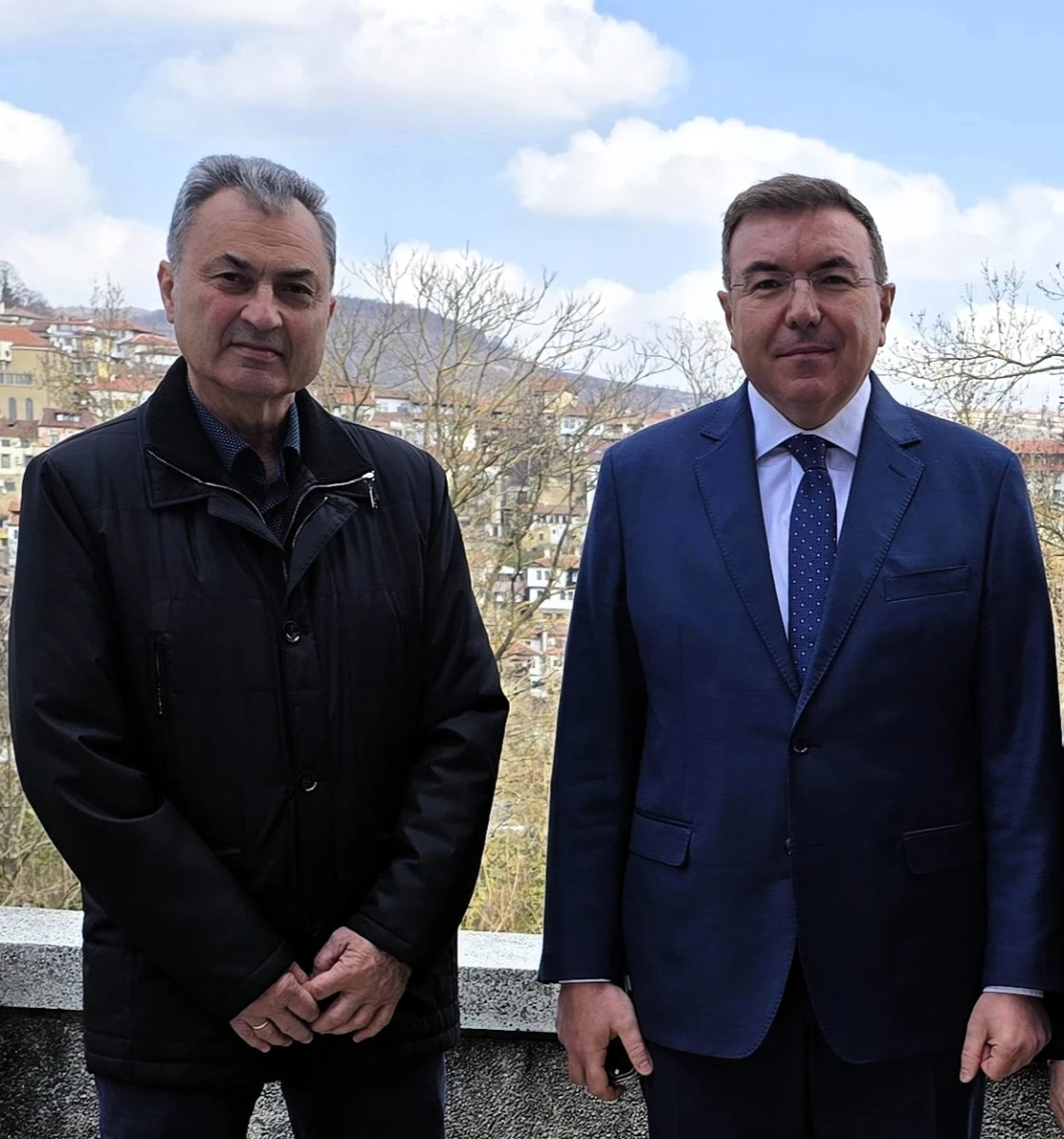 Д-р Валентин Точков, ГЕРБ-СДС: Цял живот помагам на хората и на децата им – ще продължавам и като лекар, и като народен представител