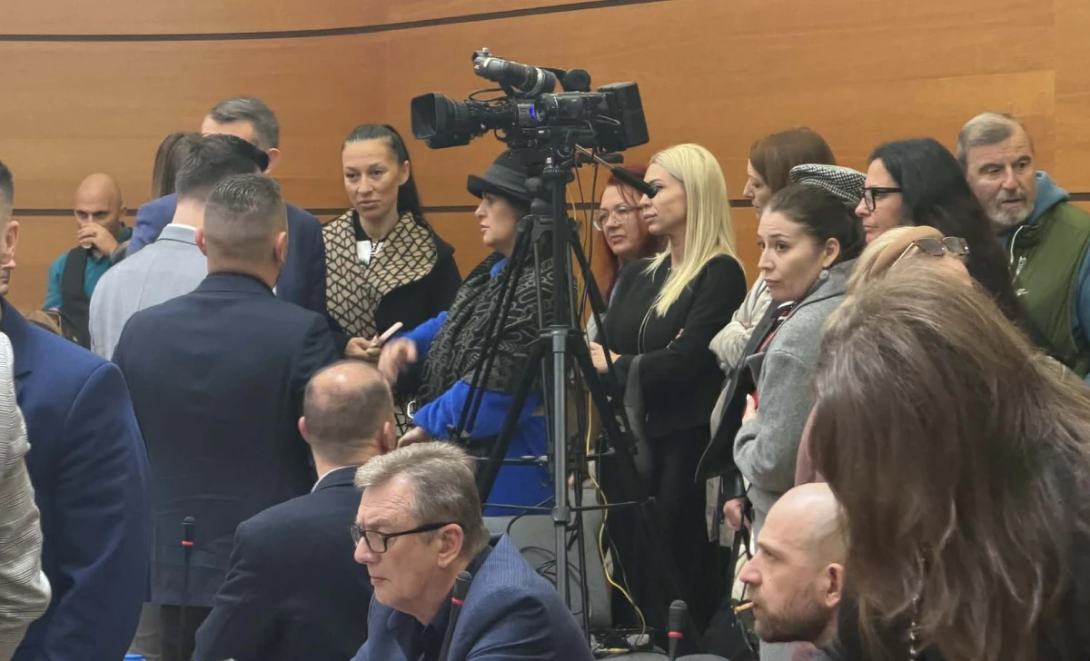 Кметът се срещна с протестиращи срещу строежа до река Марица