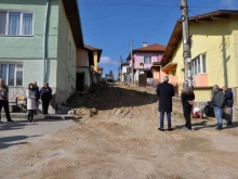 Стартираха ремонти в Бачево и Разлог