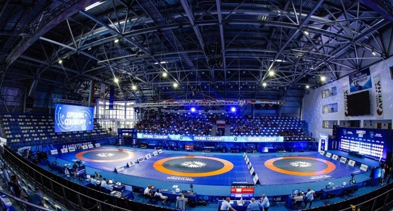 Спортни клубове Левски получават безвъзмездно своите базите