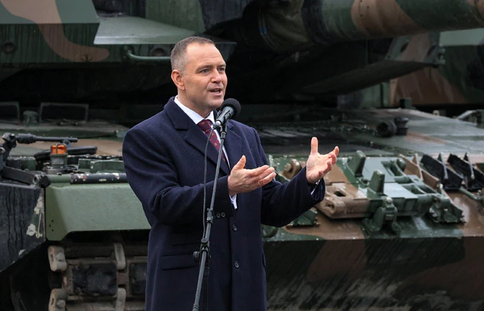 Полският президент подписа закон, декриминализиращ поляците, воюващи на украинска страна