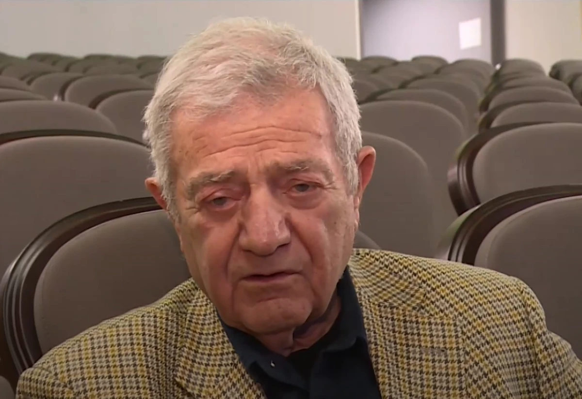 Тъжната изповед на Стефан Цанев: Имам пет внука, но само един говори български език