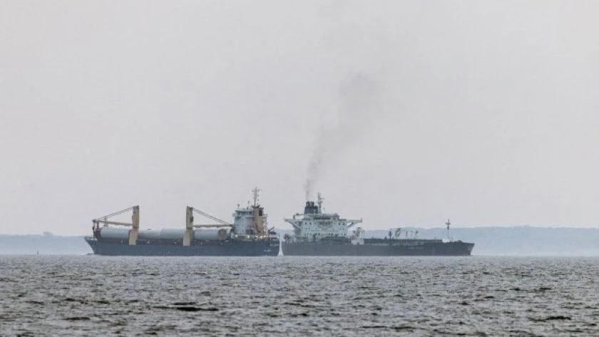 Иран ще позволи на 20 пакистански кораба да преминат през Ормузкия проток