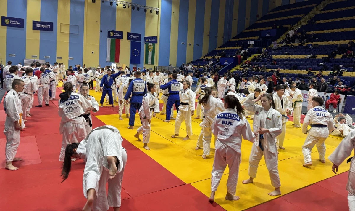 Над 200 състазатели участваха в първия ден на Държавното първенство по джудо за младежи и девойки