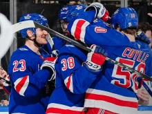 Ню Йорк Рейнджърс взе опашкарския сблъсък срещу Флорида в NHL