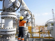 Цената на сорта Brent отново се устреми към 120 долара на фона на атаките на хутите срещу Израел