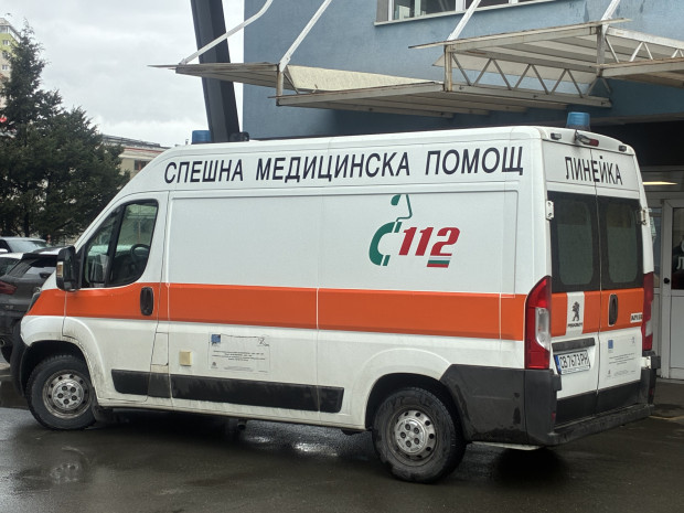 72 годишен мъж е настанен за лечение в болница след като