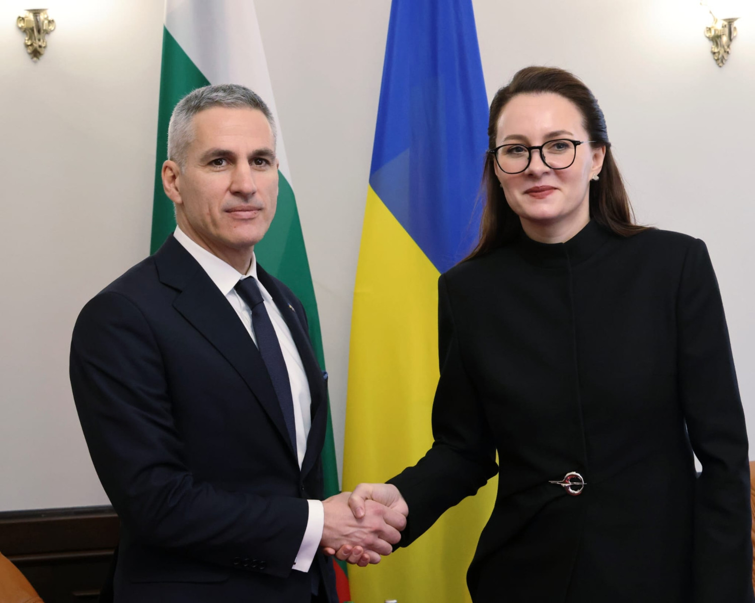 Искрено впечатлени сме от усилията и постиженията на украинското правителство и