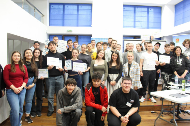 Първото издание на Student Design Sprint проект на Младежки
