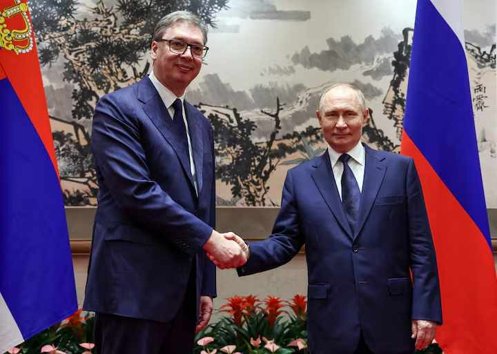 Сръбският президент Александър Вучич заяви след телефонен разговор с Владимир