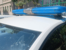 Пиян шофьор се опита да избяга от полицията и се блъсна в стълб в Чирпан