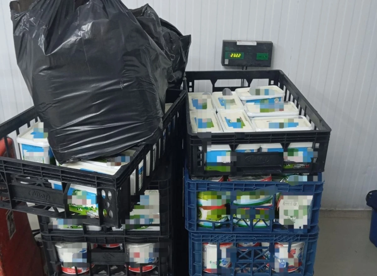 БАБХ с нов удар: Иззеха над 230 кг. нелегални млечни продукти