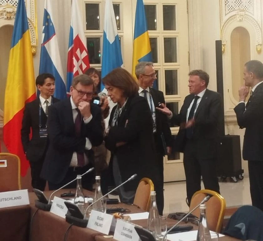 Министър Нейнски и Йохан Вадефул обсъдиха разширяването на ЕС