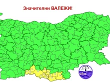 Новият месец ни посреща с дъждовно време и предупреждения за две области