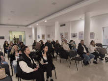 35 новородени получиха еднократна финансова помощ от Община Казанлък