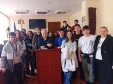 Ученици от Музикалното училище в Бургас се запознаха детайлно с правата и задълженията си на пътя