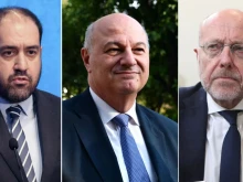 Трима ключови гръцки министри подават оставки след скандала около ОПЕКЕПЕ