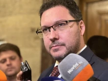 Даниел Митов: Чуваме думи като "олигарси, демонтаж и разграждане" от хора, които нищо не са монтирали, за да демонтират и нищо не са съградили, за да разграждат!