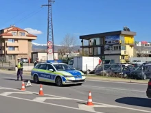 Катастрофа между лек и товарен автомобил затруднява движението край Благоевград