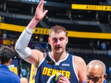 Извънземен Никола Йокич шокира неприятно Портланд в NBA за 9-а поредна победа