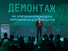 Радев заподозря опит за "румънски сценарий" на вота у нас