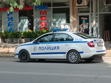 Тийнейджър е задържан за кражба на 453 евро от кола в Казанлък
