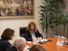 Йотова: Институциите трябва да убедят българските граждани, че този път усилията на всички са насочени към организацията на нормални избори в България