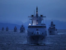 Handelsblatt: НАТО обмисля да изпрати военноморска мисия в Ормузкия проток