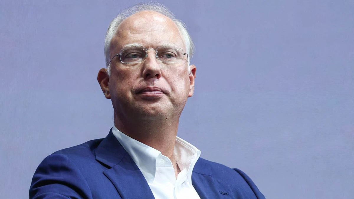 Генералният секретар на НАТО не може да защити провалилия се