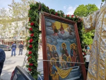 Посрещат чудотворната икона на Св. Богородица "Св. Пояс" в Сандански