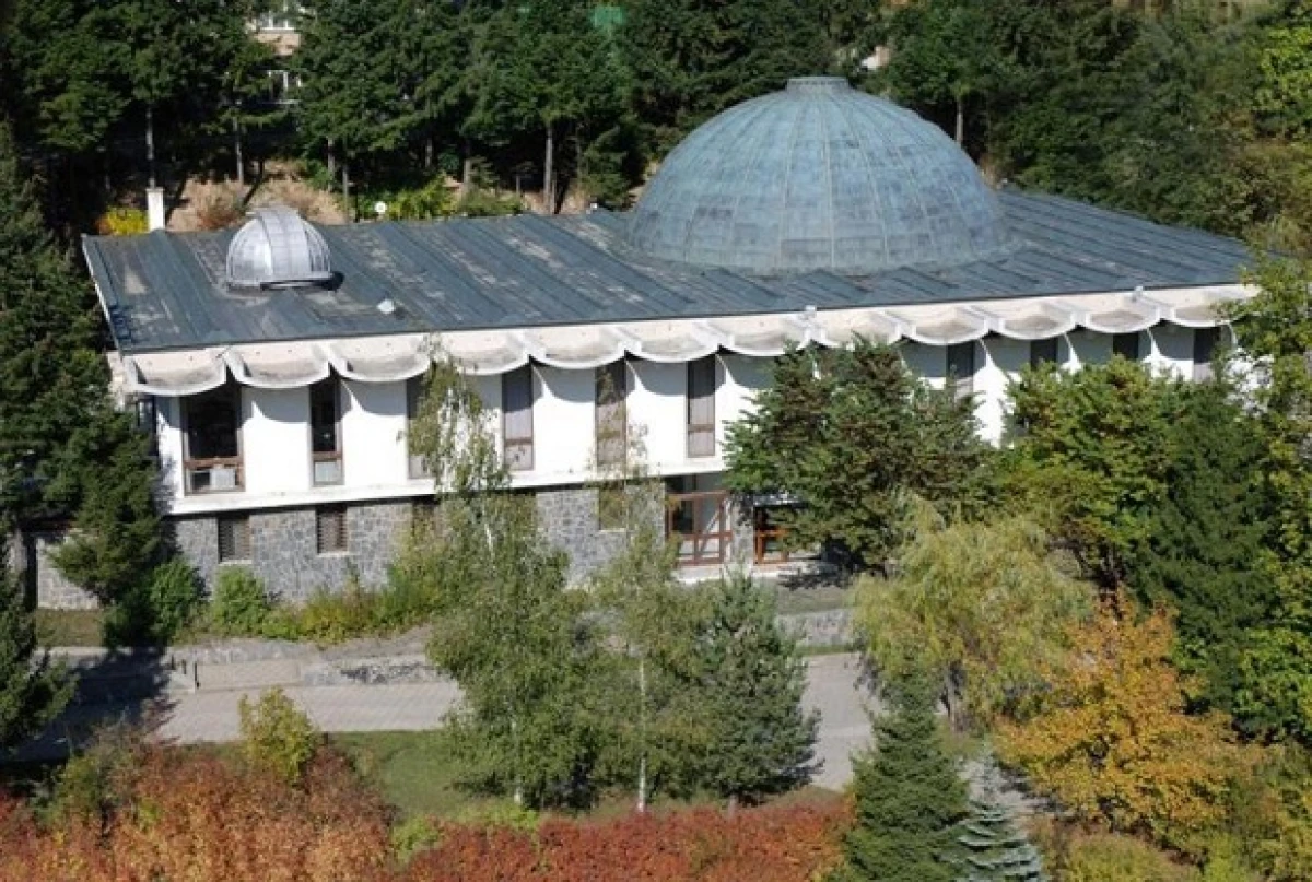 С работилница за ракети планетариумът в Смолян ще отбележи 12