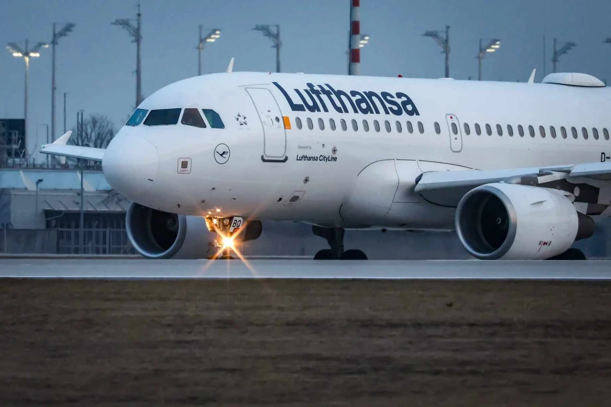 Германската авиокомпания Lufthansa реши по рано от планираното да намали дейността